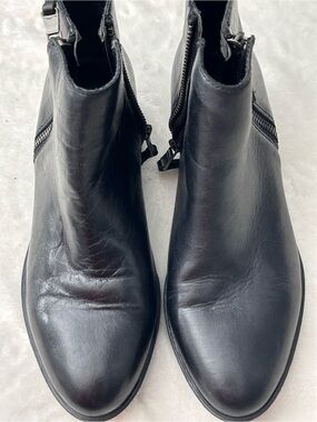 Lauren Ralph Lauren Shira Black Smooth Leather Ankle Dual Zip Boots Size 7